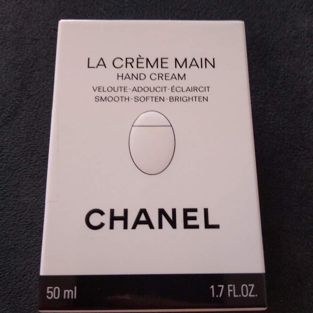 Brand New in Box Chanel La Creme Main Hand Cream 1.7 oz